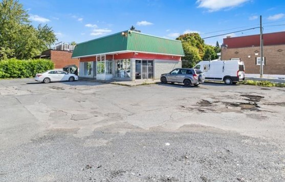 8976-8980 Rue Hochelaga, Montréal, QC for sale - Primary Photo - Image 1 of 1