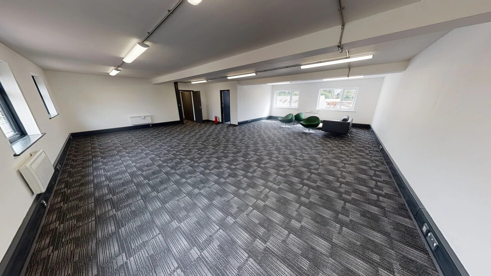 207-209 Torrington Ave, Coventry for sale - Matterport 3D Scan - Image 2 of 40