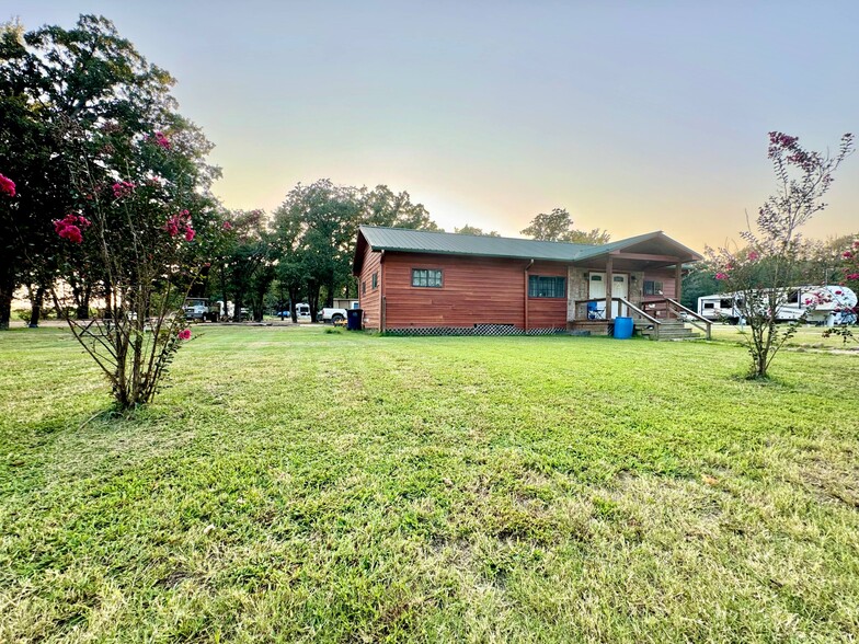 20 County Road NW 1030, Mount Vernon, TX for sale - Primary Photo - Image 1 of 12