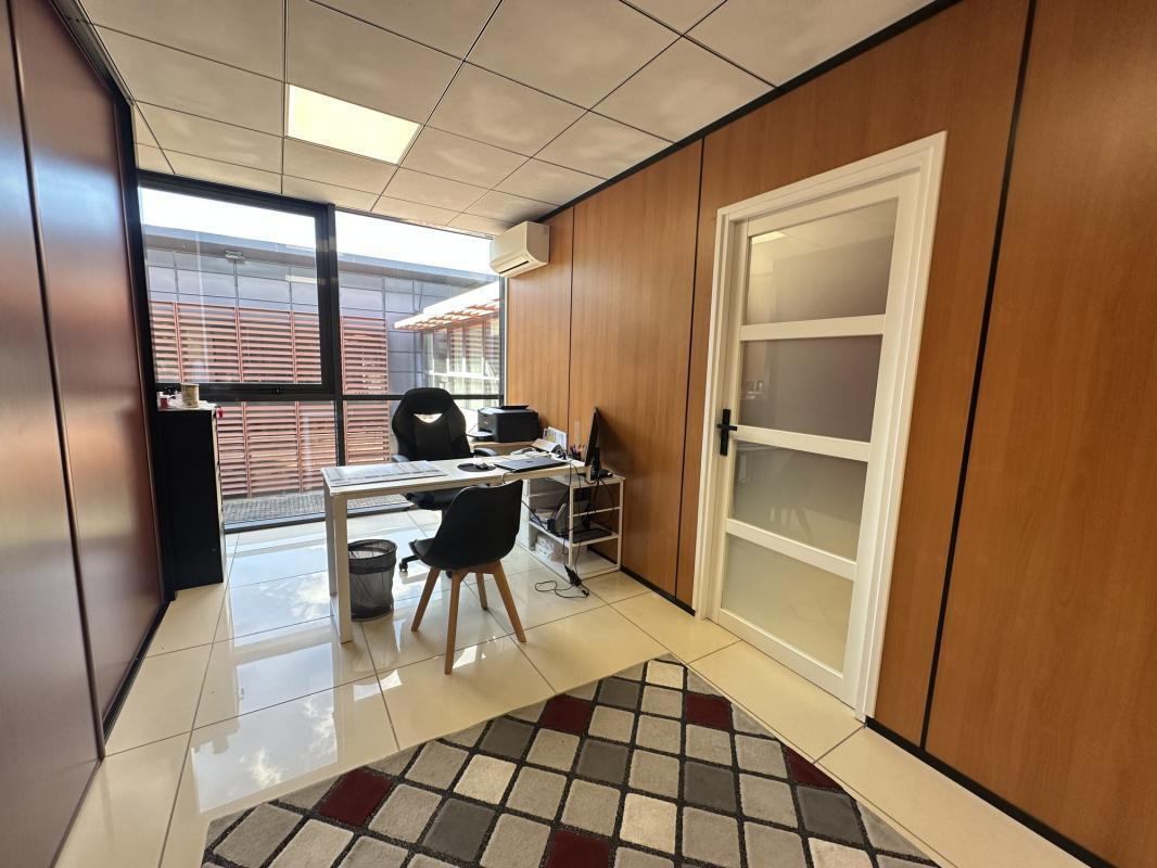 1 Rond-Point De La Résistance, Saint-Jean to rent Interior Photo- Image 1 of 5