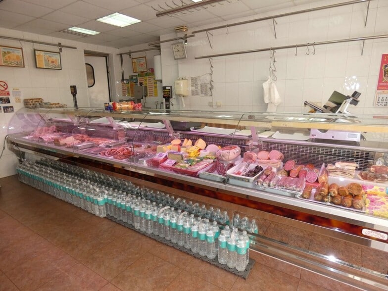 Retail in Molina de Segura, Murcia for sale - Interior Photo - Image 2 of 15