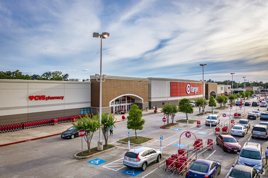 19511 Interstate 45, Spring, TX for rent - Primary Photo - Image 1 of 9