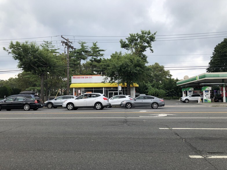 333 Old Country Rd, Carle Place 11514 UK