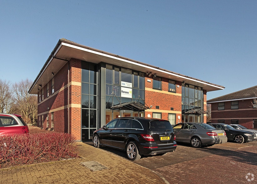 Webster Ct, Warrington to rent - Primary Photo - Image 1 of 2