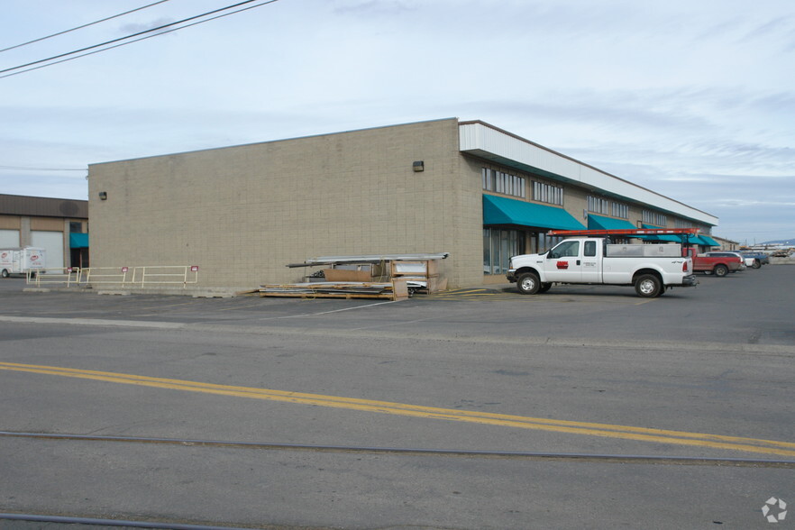 910-928 N Lake Rd, Spokane, WA for rent - Building Photo - Image 2 of 2