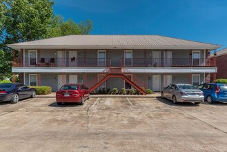 1257 Louisville St, Starkville, MS for sale Building Photo- Image 1 of 1