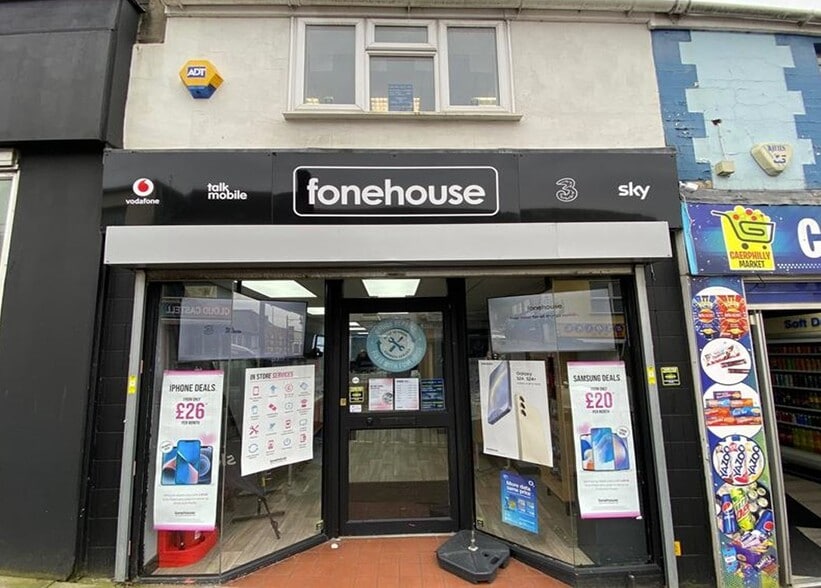 67 Cardiff Rd, Caerphilly to rent - Building Photo - Image 1 of 2