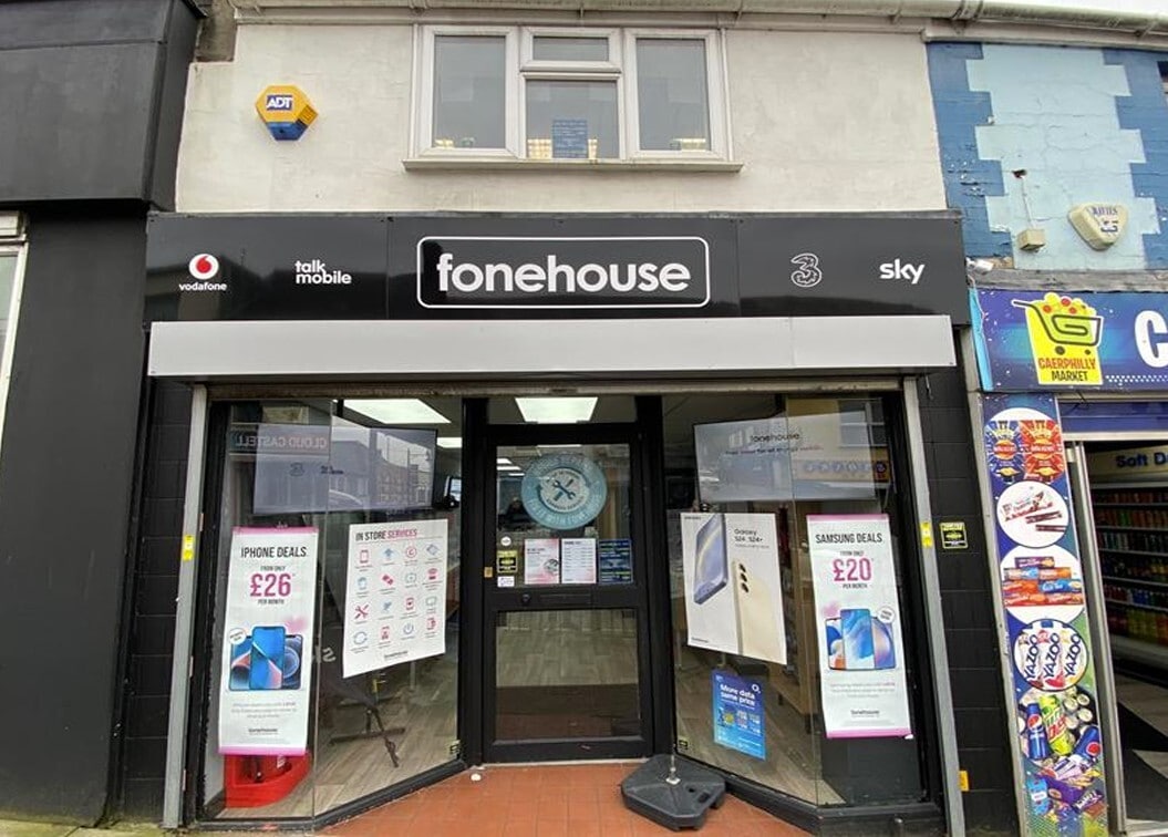 67 Cardiff Rd, Caerphilly to rent Building Photo- Image 1 of 3