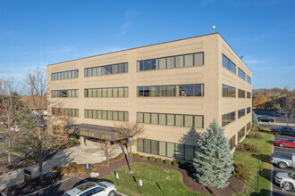 7251 Engle Rd, Middleburg Heights, OH for rent Building Photo- Image 1 of 9