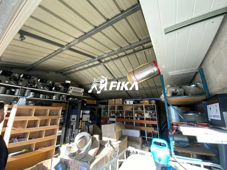 Light Industrial in Toulouse to rent - Building Photo - Image 3 of 12