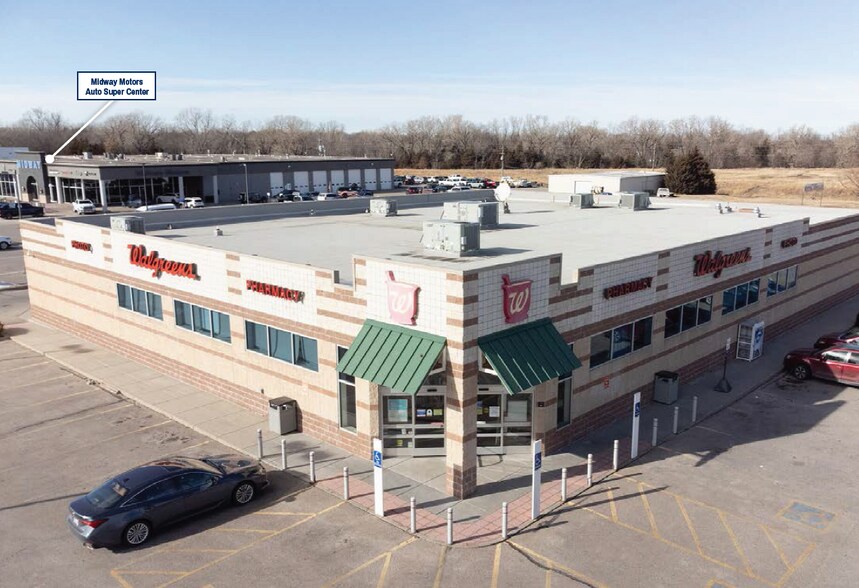 2095 E Kansas Ave, Mcpherson, KS for sale - Building Photo - Image 1 of 1