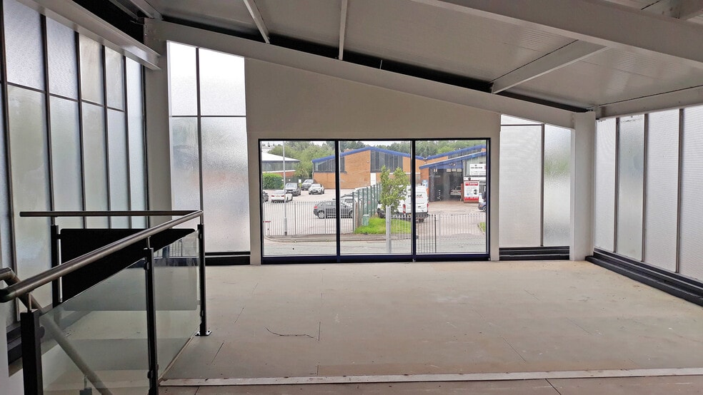 Earl Rd, Wilmslow to rent - Building Photo - Image 2 of 5