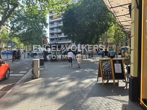 Retail in Barcelona, Barcelona to rent Interior Photo- Image 2 of 3