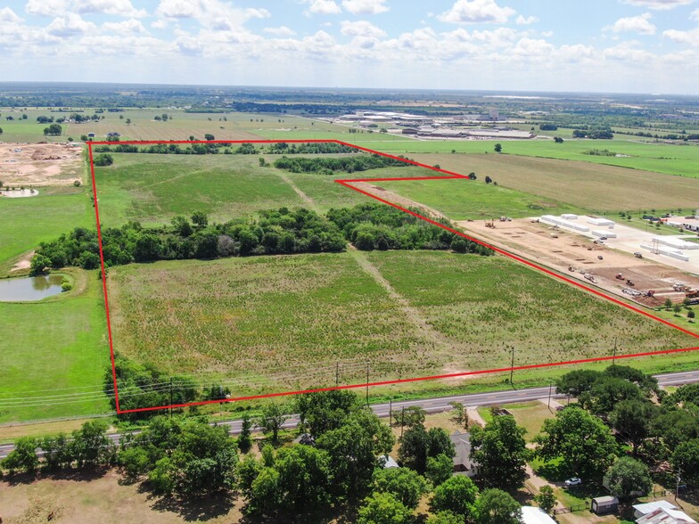 98 AC Fields Store Rd, Waller, TX for sale - Building Photo - Image 2 of 12