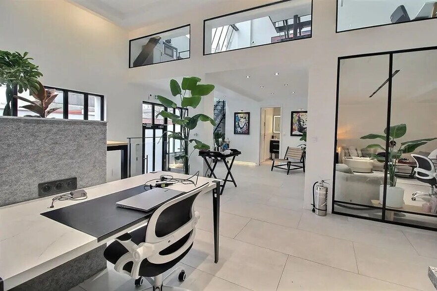 Office in Pantin to rent - Interior Photo - Image 2 of 5