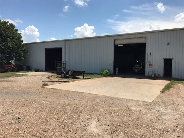 3715 US-59 Hwy, Rosenberg, TX for rent - Building Photo - Image 2 of 2