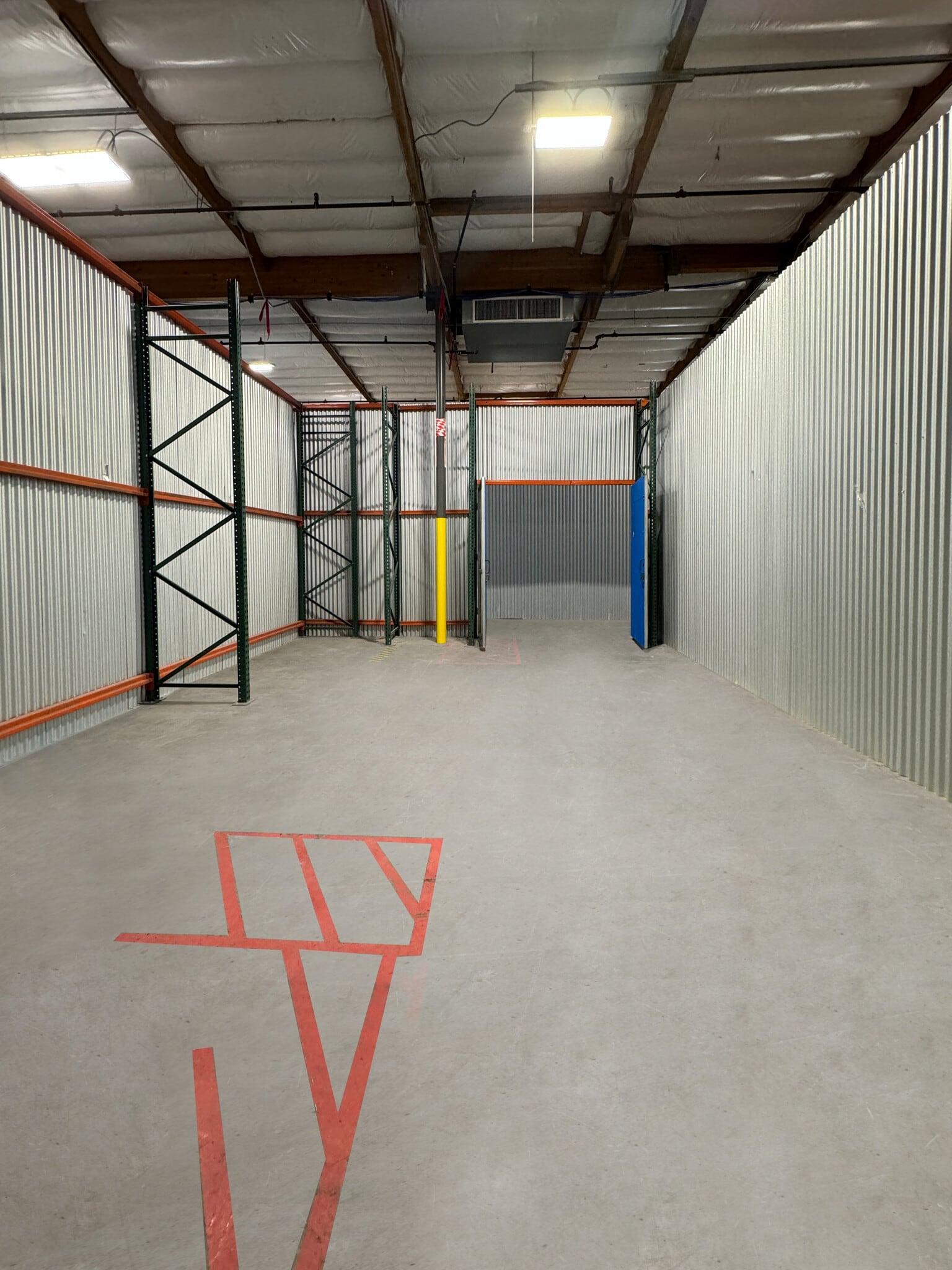 505 Main St, Chula Vista, CA to rent Interior Photo- Image 1 of 3