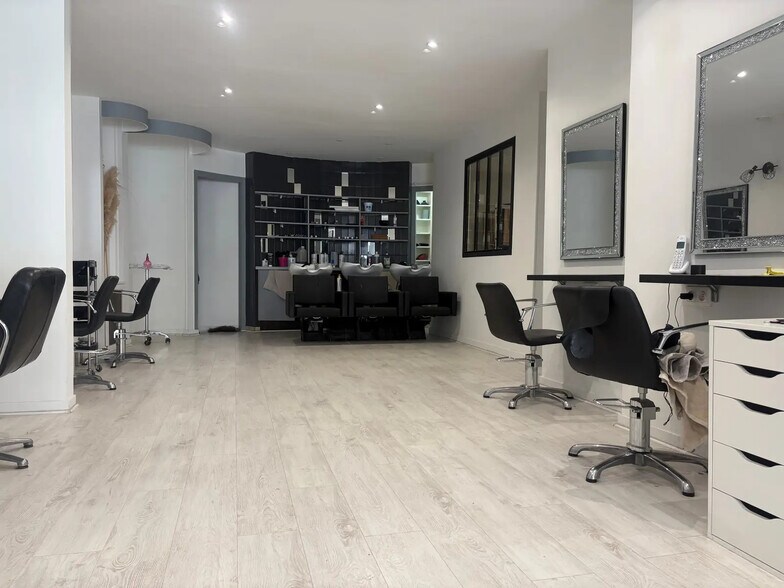 32 Rue Monttessuy, Juvisy-sur-Orge for sale - Building Photo - Image 2 of 10