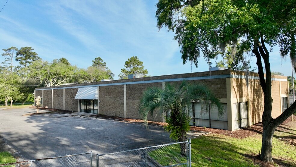 6641 Ramona Blvd, Jacksonville, FL for rent - Building Photo - Image 1 of 10