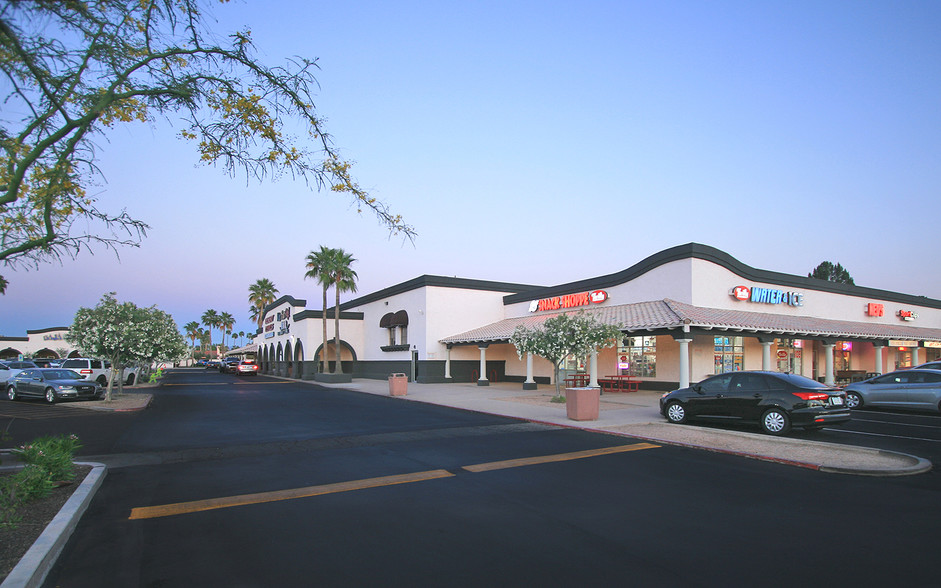 1927 N Gilbert Rd, Mesa, AZ for rent - Building Photo - Image 2 of 14