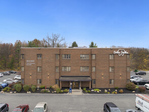 34501 Aurora Rd, Solon, OH for rent Building Photo- Image 1 of 14