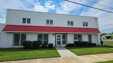 5910 S Crescent Blvd, Pennsauken, NJ to rent Interior Photo- Image 1 of 1