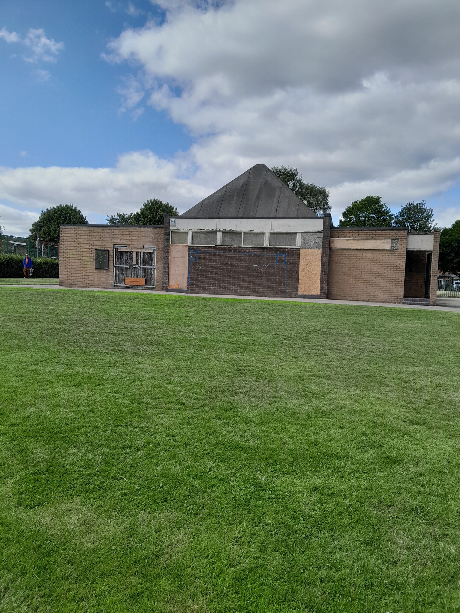 Crown Street Crown Street, Newcastle Under Lyme to rent Primary Photo- Image 1 of 5