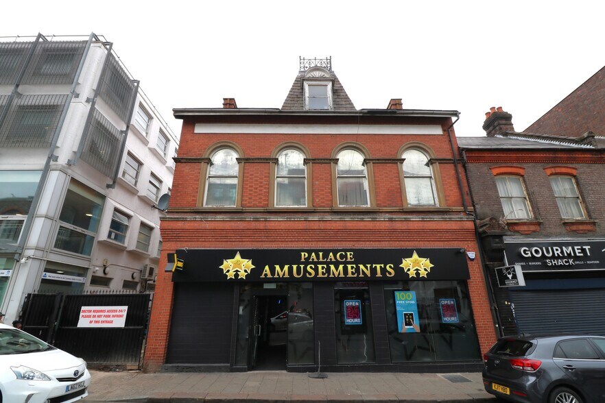 10-12 Chapel St, Luton for sale - Building Photo - Image 1 of 1