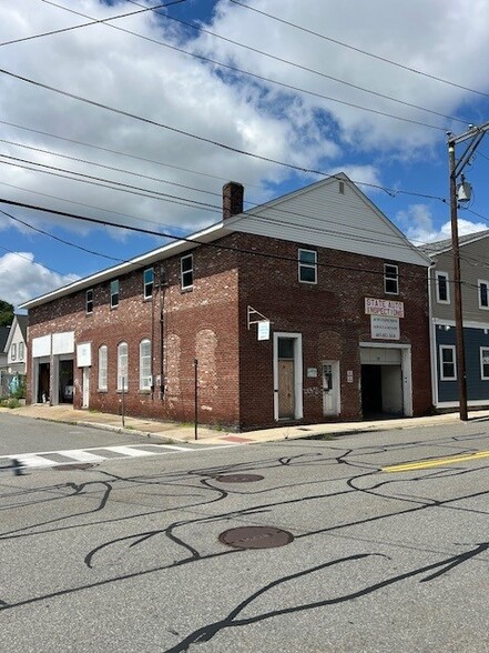 51 Harbor Ave, Nashua, NH for rent - Building Photo - Image 1 of 5