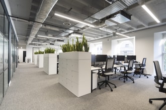 2 Seething Ln, London to rent Interior Photo- Image 1 of 5