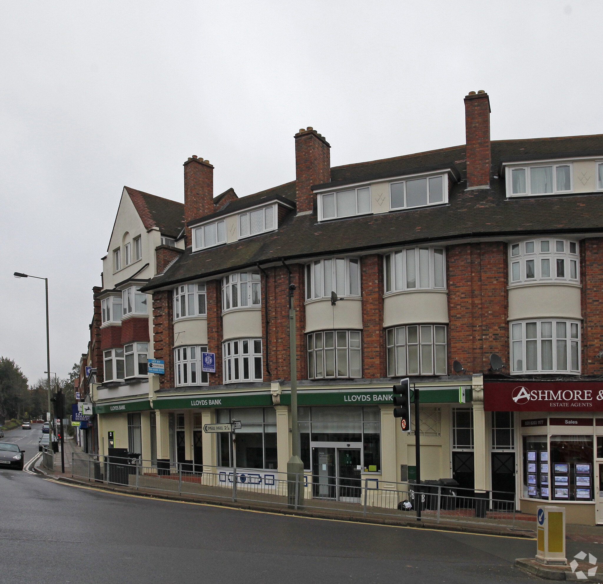 1-3 Finchley Ln, London to rent Building Photo- Image 1 of 4
