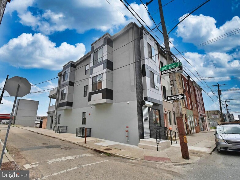 414 W Berks St, Philadelphia, PA for sale - Primary Photo - Image 1 of 25