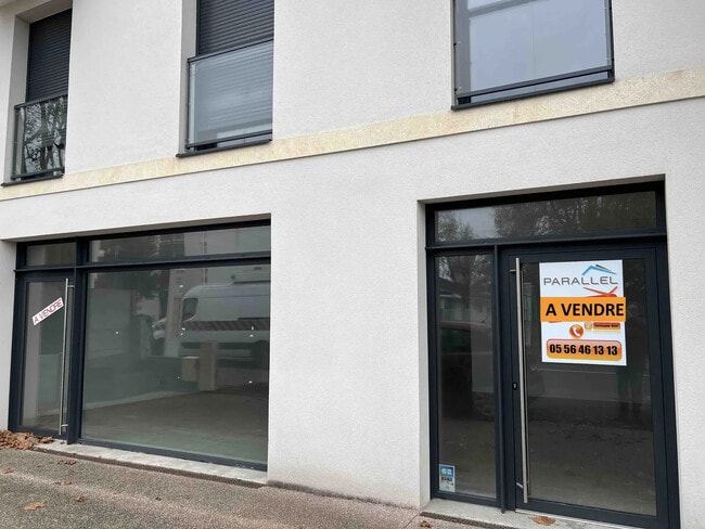 Vente Commerce 82 m²