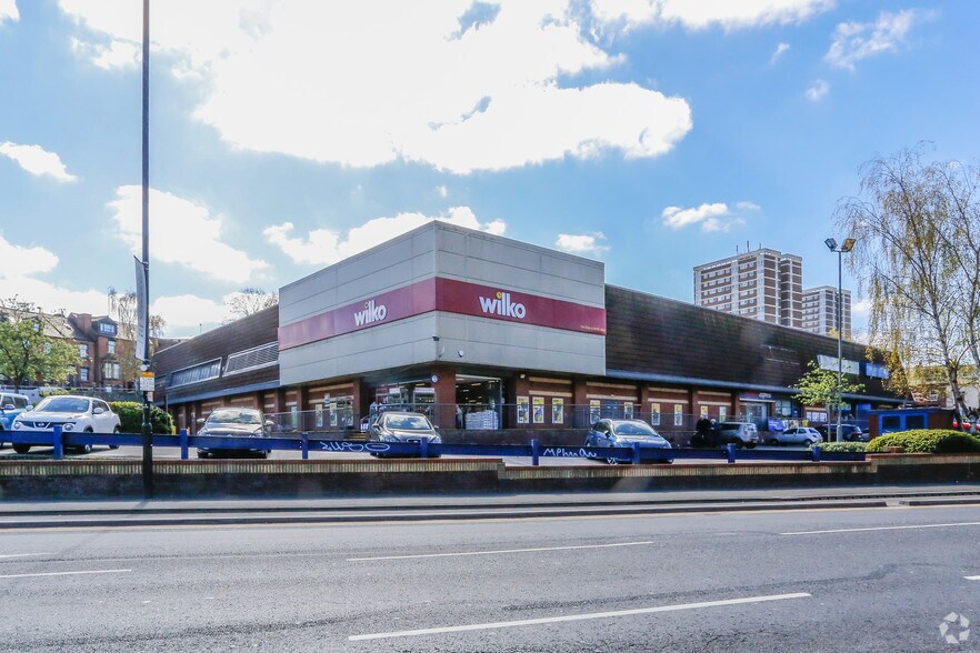 Stanningley Rd, Leeds for sale - Primary Photo - Image 1 of 1