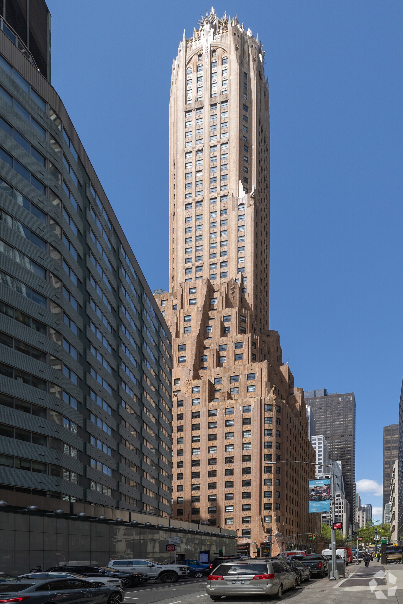 570 Lexington Ave, New York, NY to rent Building Photo- Image 1 of 5