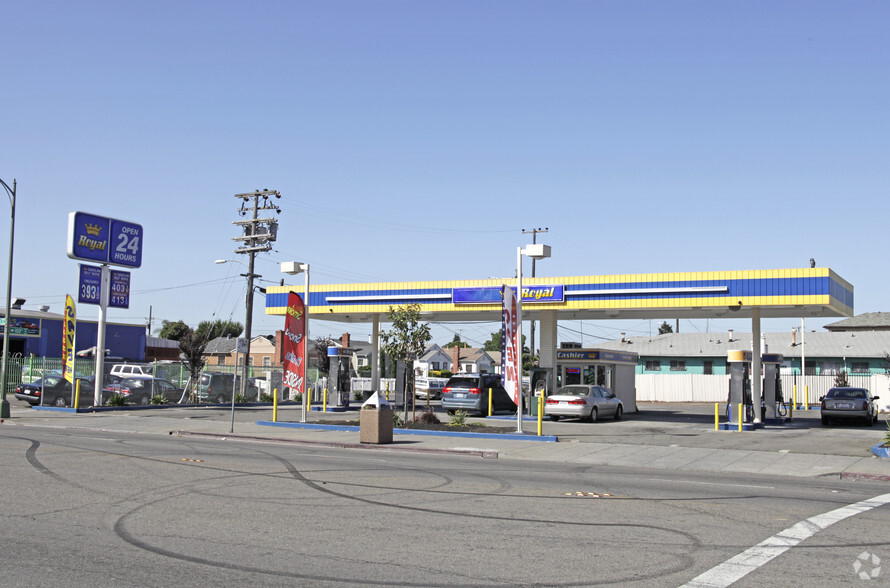 10151 International Blvd, Oakland, CA for sale - Primary Photo - Image 1 of 4