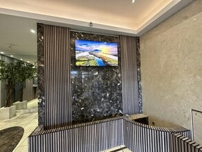 44 North Rd, Brighton to rent Interior Photo- Image 2 of 5