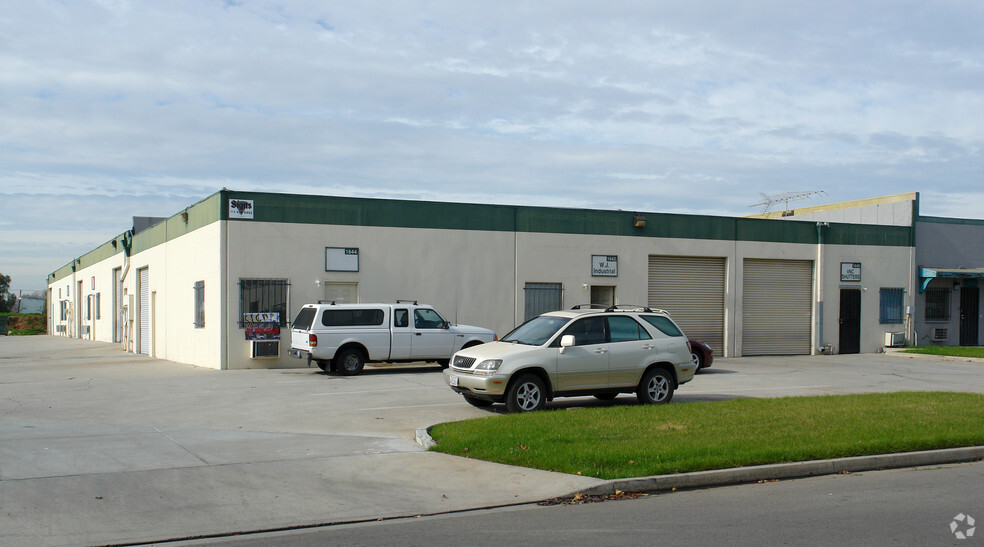 1642-1648 Industrial Ave, Norco, CA for rent - Building Photo - Image 1 of 4