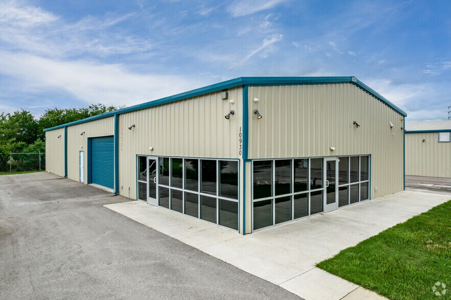 10930 Gabriels Pl, San Antonio 78217 UK