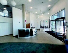 North East Quay, Plymouth to rent Interior Photo- Image 2 of 3