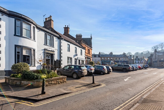 More details for 3 Market Sq, Melrose - Hospitality for Sale