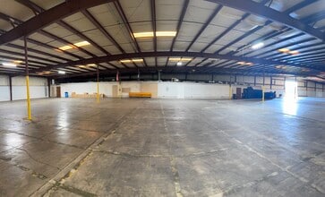 847 W Main St, Lake City, SC to rent Interior Photo- Image 1 of 16