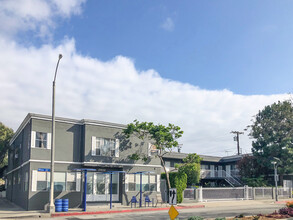 2912-2922 Pico Blvd, Santa Monica, CA for rent Building Photo- Image 2 of 5