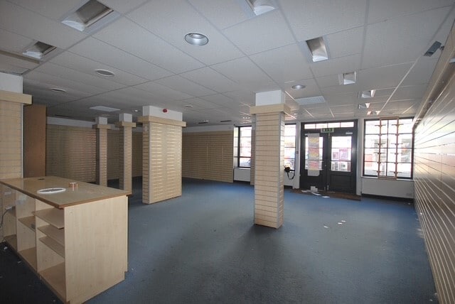 36 High St, Kirkcaldy, FIF KY1 1LU - Unit 36 - - Interior Photo - Image 2 of 2