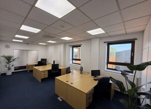 Drummond Rd, Stafford to rent Interior Photo- Image 2 of 4