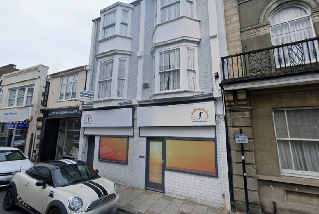 51-52 High St, Ryde for sale Primary Photo- Image 1 of 1