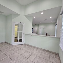 13019 W Linebaugh Ave, Tampa, FL for rent Interior Photo- Image 2 of 12