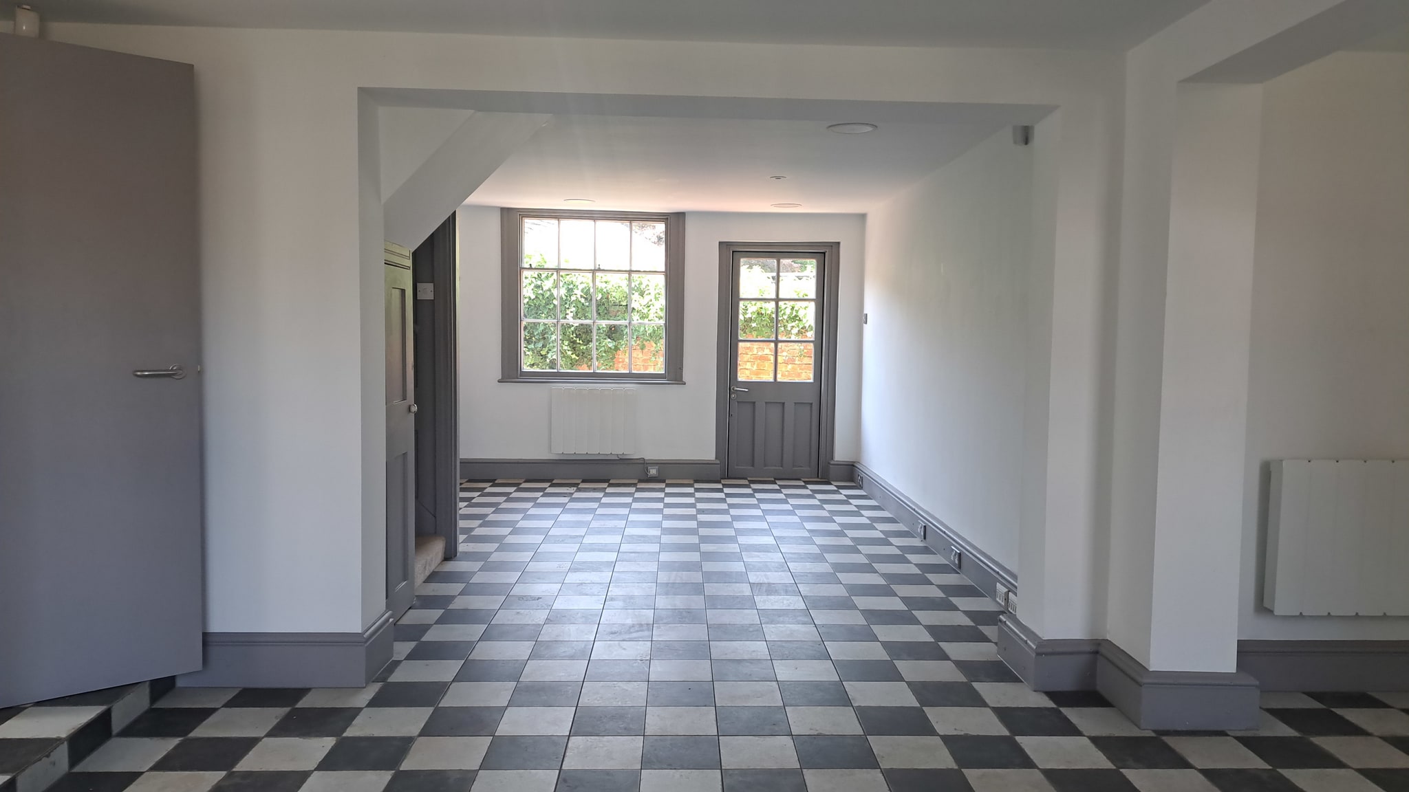 20 Market Pl, Stoke Hammond to rent Interior Photo- Image 1 of 5