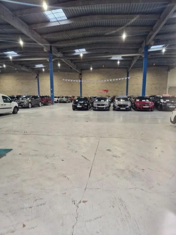 Location Local d'activités 3 162 m² - Photo 1