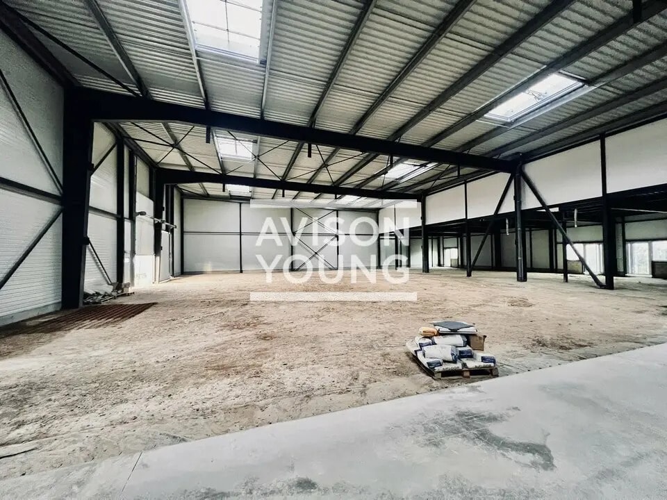 Vente Local d'activités 440 m² - Photo 1